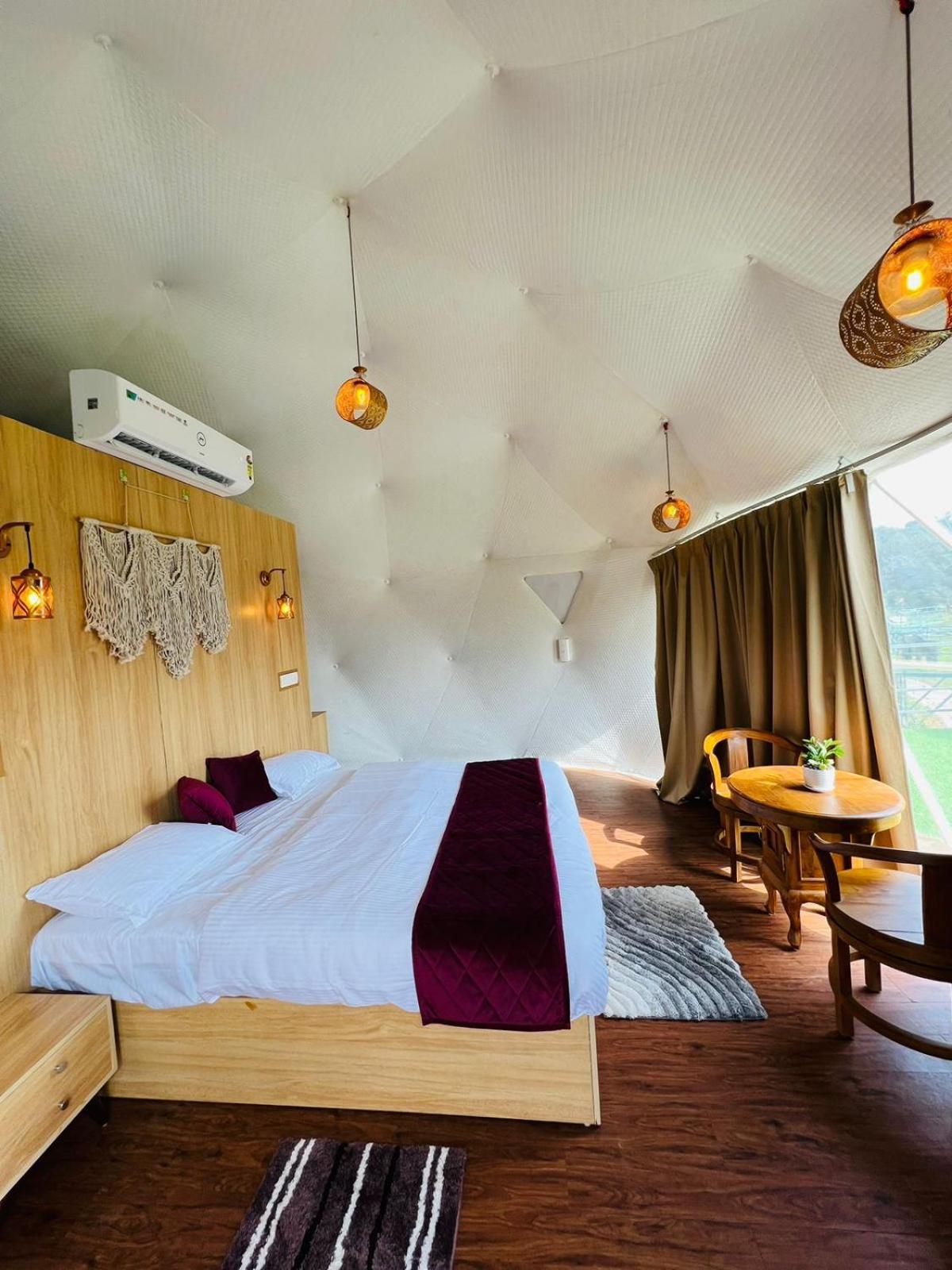 Wildglamps Athirappilly Hotel Ngoại thất bức ảnh